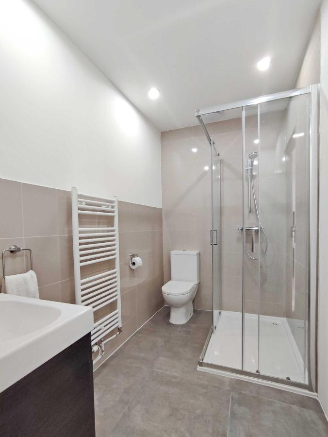 Studio - Pied A Terre Солию Екстериор снимка