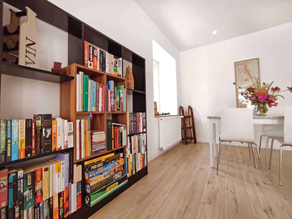 Studio - Pied A Terre Солию Екстериор снимка