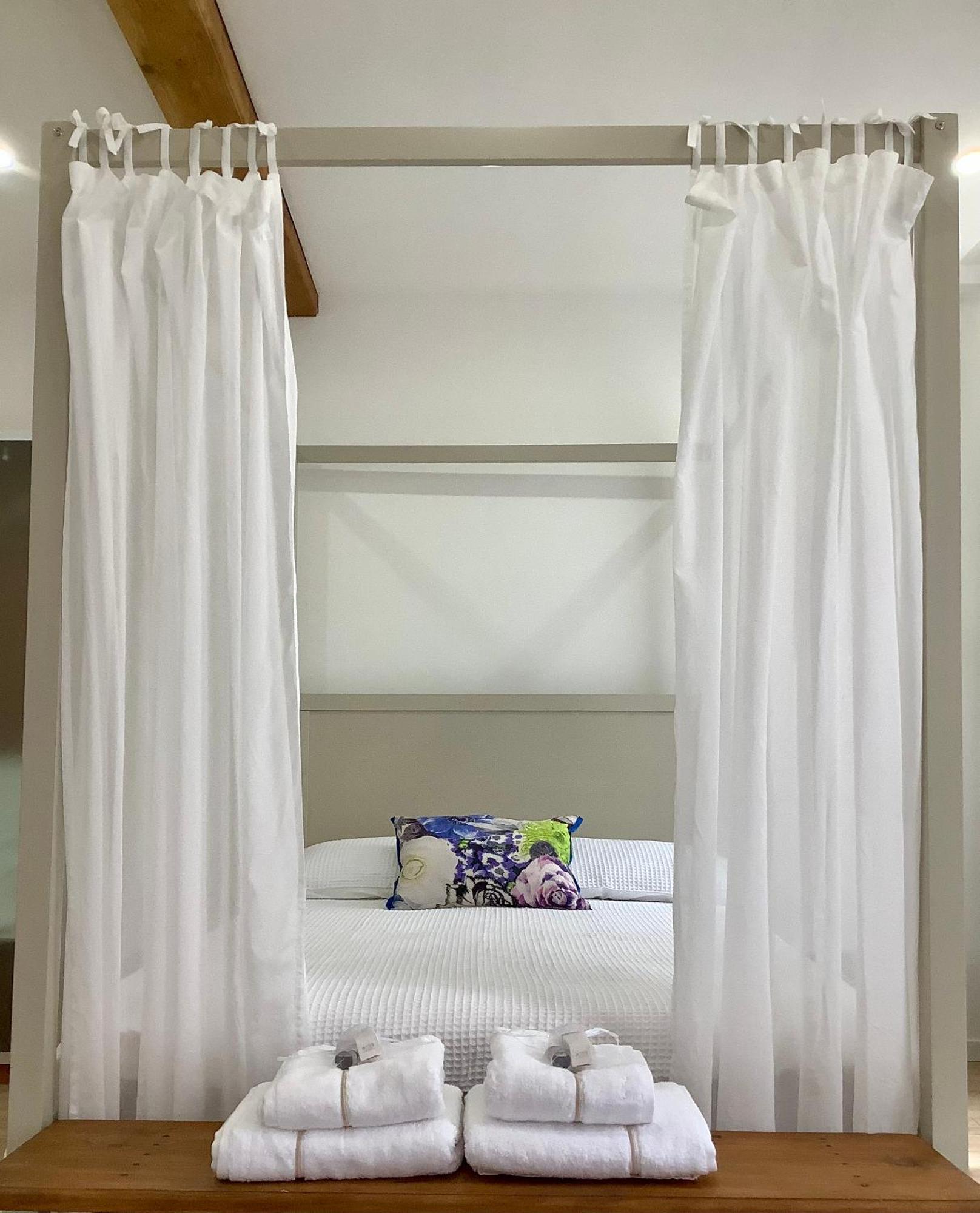Studio - Pied A Terre Солию Екстериор снимка